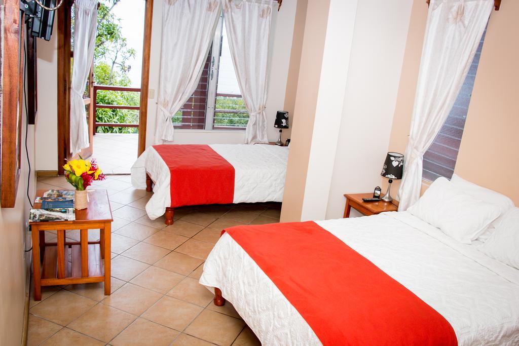 Hotel Maya Vista Tela Bagian luar foto